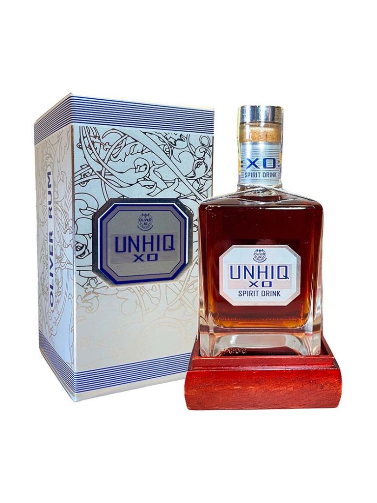 Unhiq XO Rum Dárkové balení 0,5l 42%